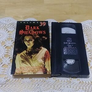 Dark Shadows Volume 39 VHS - Vampires, werewolves, horror, suspense